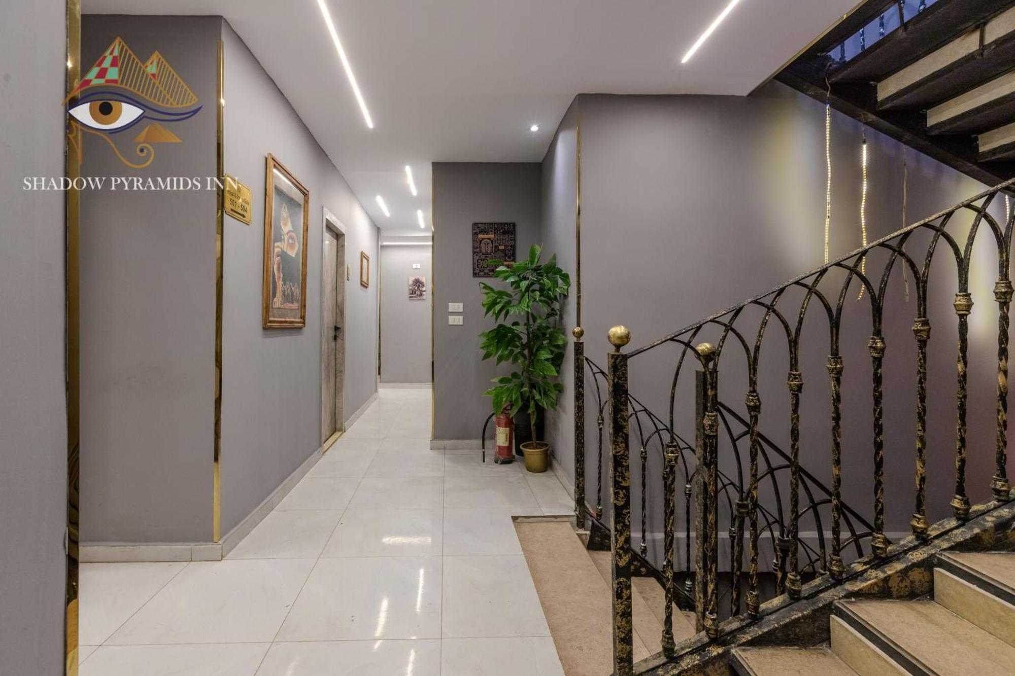 Kafret el-Gabal Shadow Pyramids Suites And Jacuzzi מראה חיצוני תמונה