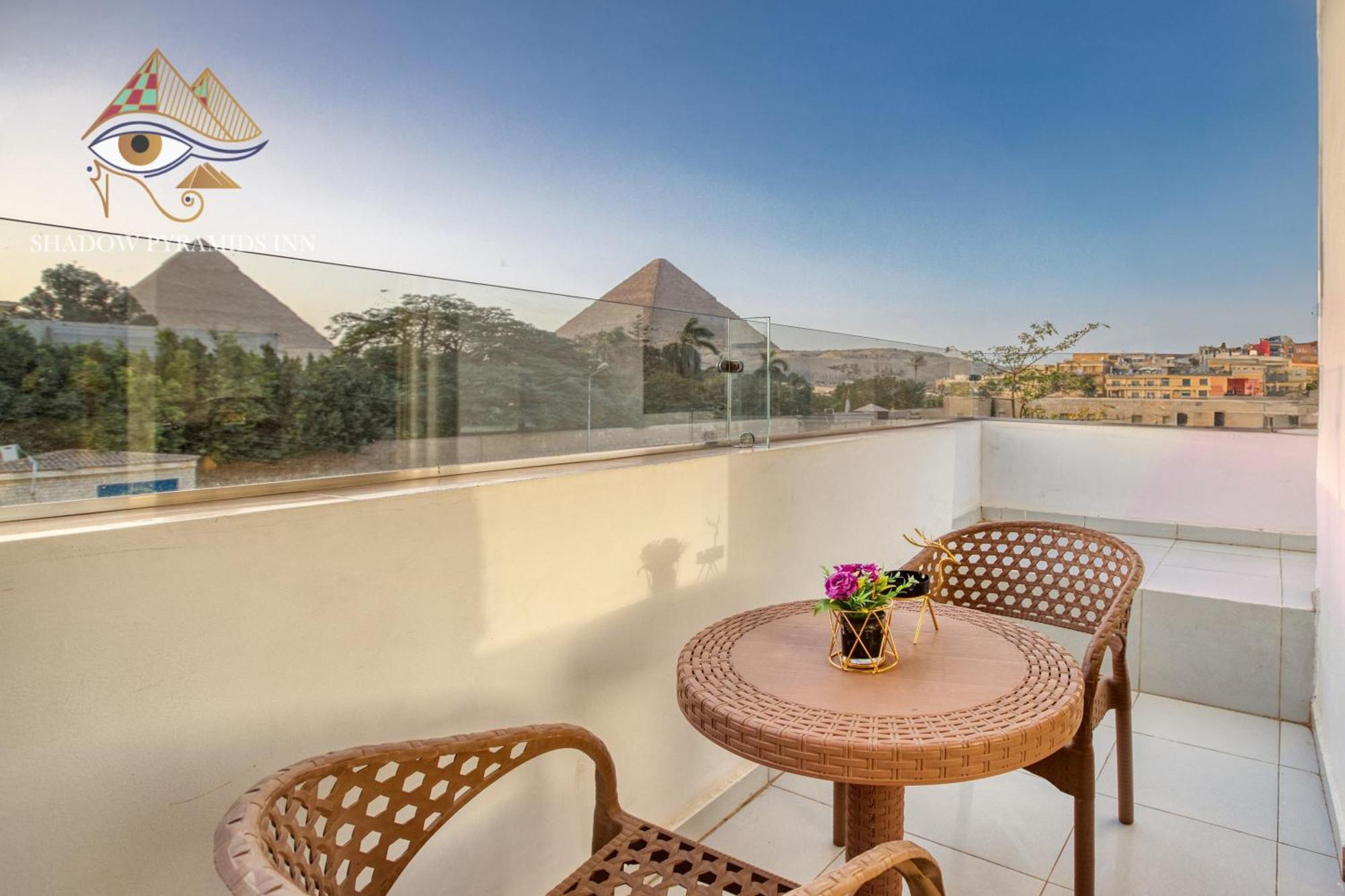 Kafret el-Gabal Shadow Pyramids Suites And Jacuzzi מראה חיצוני תמונה