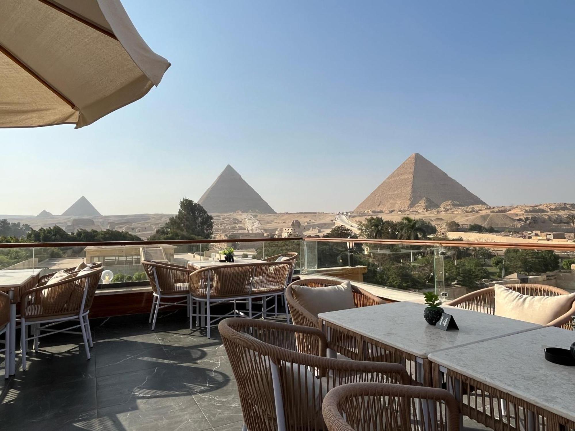 Kafret el-Gabal Shadow Pyramids Suites And Jacuzzi מראה חיצוני תמונה